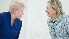 H.Clinton &ndash; Prezidentūroje. 