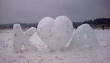 I&scaron; sniego galima pagaminti ne tik besmegenius.