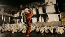 Gaisras naktiniame klube nusine&scaron;ė de&scaron;imtis gyvybių