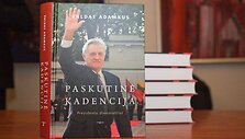 Valdo Adamkaus knyga