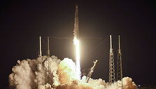 &bdquo;SpaceX&ldquo; raketa gabena į TKS i&scaron;manų robotą ir stiprios kavos