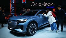 &bdquo;Audi Q4 e-tron&ldquo; Ženevos automobilių parodoje
