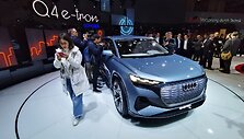 &bdquo;Audi Q4 e-tron&ldquo; Ženevos automobilių parodoje