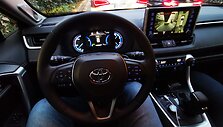 Penktos kartos &bdquo;Toyota RAV4 Hybrid&ldquo;