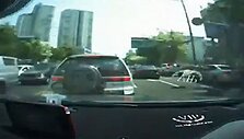 Automobilio HYUNDAI SONATA avarija Pietų Korėjoje