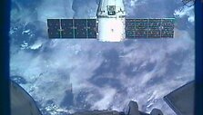 Kosminė kapsulė &bdquo;Dragon&ldquo; pasiekė Tarptautinę Kosminę Stotį