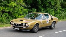 &Scaron;tai kaip Alfa Romeo Montreal atrodo su visi&scaron;kai atidarytais žibintais &ndash; dabar suprantate, kad Gandini siekė automobiliui suteikti a&scaron;tresnį, agresyvesnį veidą. (Reinhold M&ouml;ller, Wikimedia(CC BY-SA 4.0)