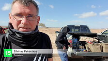 dakarsko-dienorastis-ralio-gerbejai-per-dykuma-keliauja-galingais-ford-raptor-automobiliais