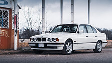 BMW 5 (E34)