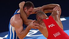 Estijos imtyninkas Heikis Nabis (kairėje) kovoja su Lukaszu Banaku (Lenkija)