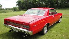 Pontiac GTO &scaron;iandien yra restauratorių-modifikuotojų pamėgtas automobilis. (Greg Gjerdingen, Wikimedia(CC BY 2.0)