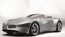 GINA ilsėjosi užsimerkusi. (BMW nuotrauka)