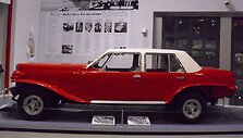 Neįprastas Neorion Chicago dizainas ypač keistai atrodo i&scaron; &scaron;ono &ndash; proporcijos atrodo tiesiog neteisingai. (Buch-t, Wikimedia(CC BY-SA 3.0)