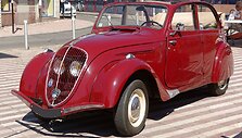 Mažylis Peugeot 202, gamintas 1938-1942 metais ir dar porą metų po karo. (Thomas Bresson, Wikimedia(CC BY 4.0)