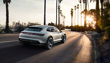 &bdquo;Porsche Taycan Cross Turismo&ldquo;