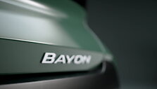 hyundai-bayon-b-dydzio-miesto-visureigis