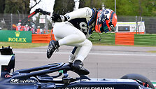 Yuki Tsunoda (Alpha Tauri) Formulės 1 kvalifikacijoje patyrė avariją