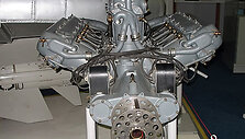 Aviacinis W18 variklis - tokio pat tipo kaip Mercedes-Benz