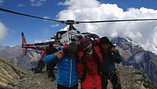 Nepale, &scaron;alia Manaslu vir&scaron;ūnės, žuvo 9 alpinistai. Kiti i&scaron;gabenti sraigtasparniu.
