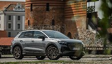 Elektromobilis Audi Q4 e-tron