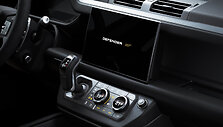 &bdquo;Land Rover Defender V8 Bond Edition&ldquo;