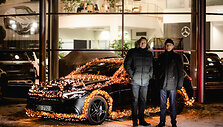 C klasės &bdquo;Mercedes-Benz&ldquo; kėbulą papuo&scaron;ė net 2968 lemputėmis