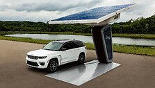 2022 Jeep Grand Cherokee 4xe plug-in hybrid