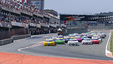 Gustas Grinbergas &bdquo;NASCAR Whelen Euro Series&ldquo; lenktynėse sekmadienį lipo ant podiumo
