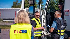 LTSA patikrino krovininius automobilius