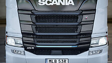 &bdquo;Scania&ldquo; pristatė elektrinius tolimųjų reisų vilkikus 45R BEV