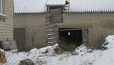Nekūrentame ap&scaron;nerk&scaron;tame mūrinuke &ndash; du lavonai, ūkiniame pastate &ndash; nuo bado ir &scaron;alčio kritusi karvė ir leisgyvė telyčia.