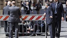 Kruvinas i&scaron;puolis prie Italijos Vyriausybės rūmų