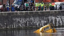 &bdquo;Yellow Duckmarine&ldquo;: autobusas amfibija