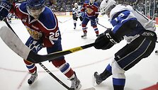 Kristianas Pel&scaron;as žaidė Edmontono komandoje &bdquo;Oil Kings&ldquo; (kairėje)
