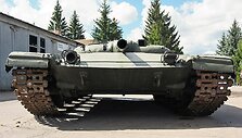 Neįprastai žemas profilis pavertė Objektą 775 sunkiai pastebimu. (Alf van Beem, Wikimedia)