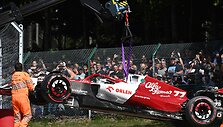 V.Bottas Belgijos GP pasitraukė po incidento su N.Latifi