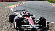 V.Bottas Belgijos GP pasitraukė po incidento su N.Latifi