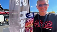 Lietuviai i&scaron; Barselonos 24h series lenktynių parsiveža kalną apdovanojimų: žurnalistas Žilvinas Pekarskas