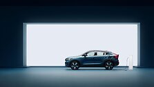 Pretendentas į Lietuvos metų automobilio titulą Volvo C40 Recharge Twin
