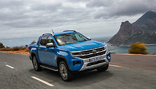Trečios kartos pikapas &bdquo;Volkswagen Amarok&ldquo; (2023), prabangi Aventura versija