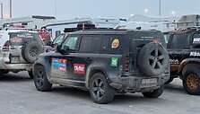 Dakaro automobiliai Damamo uoste laukia kelionės į Europą pradžios