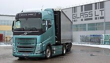 Glass LT testuoja elektrinį vilkiką &bdquo;Volvo FH Electric&ldquo;