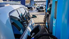 Talino degalinėje sprogo automobilio dujų bakas