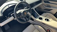 &bdquo;CityBee&ldquo; naujiena &ndash; elektrinis Porsche Taycan