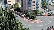 Fairmont posūkis Monako Grand Prix trasoje. Ai&scaron;ku, nufotografuotas ne lenktynių metu. (Alexander Migl, Wikimedia(CC BY-SA 4.0)