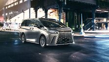 Lexus LM