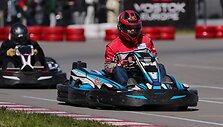 9 valandų i&scaron;tvermės varžybos kartingais Bačiūnų kartodrome