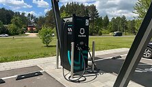 Naujos UAB &bdquo;Vilniaus ap&scaron;vietimas&ldquo; elektromobilių stotelės