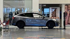 &bdquo;Tesla&ldquo; parduotuvė Vilniuje, &bdquo;Akropolyje&ldquo;