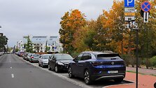 Mokama savivaldybių rinkliavos parkavimosi zona, carOne nuotr.